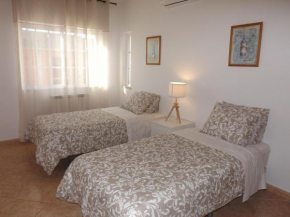 Ferienhaus In Olhos De Água Mit Privatem Pool